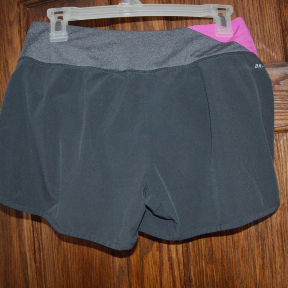 Nike Running Shorts - S - Picture 2 of 3